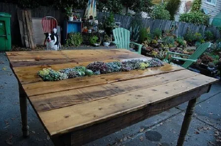table de jardin en palette